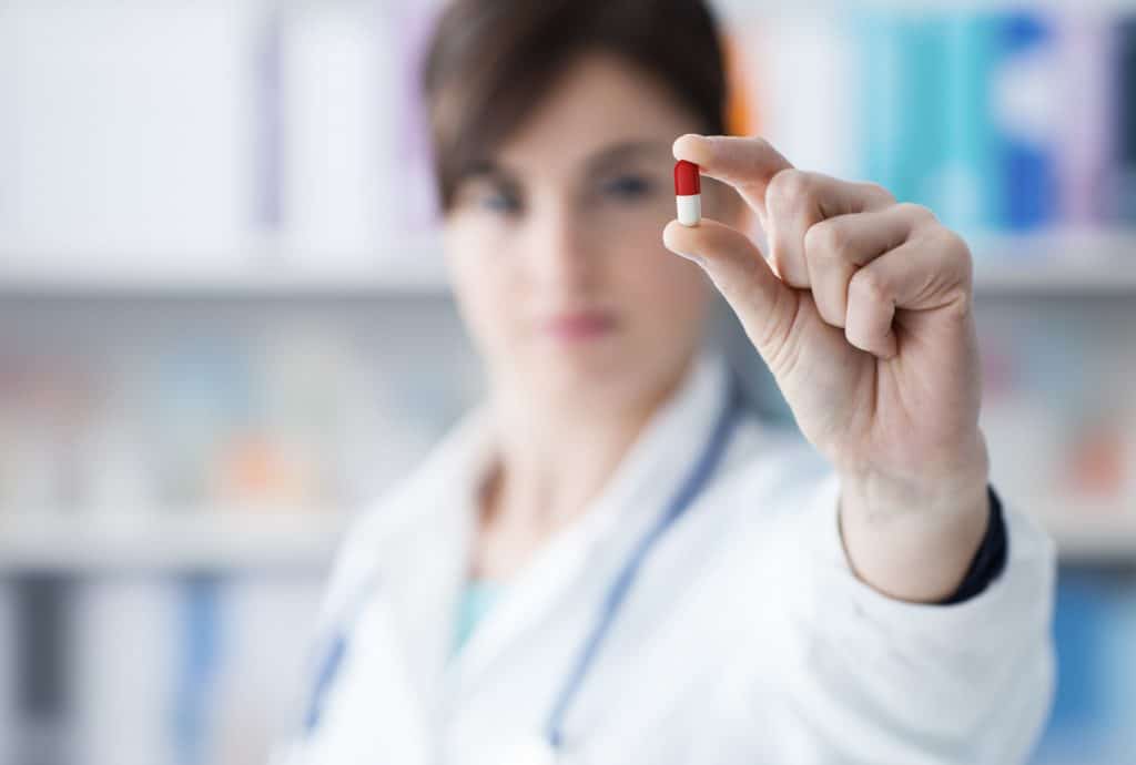 docHoldPill